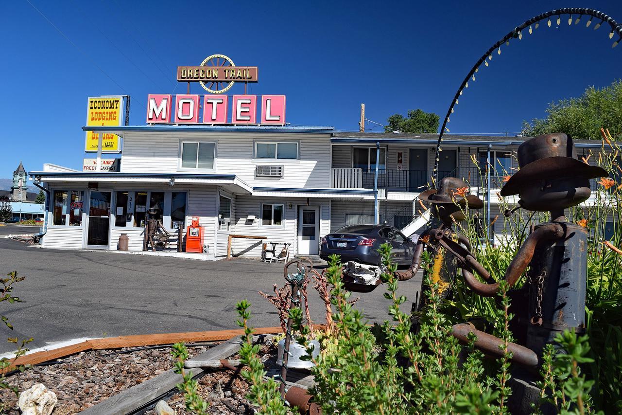 Oregon Trail Motel And Restaurant Baker City Εξωτερικό φωτογραφία